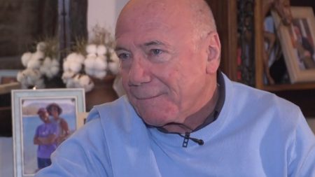 Μένιος Σακελλαρόπουλος