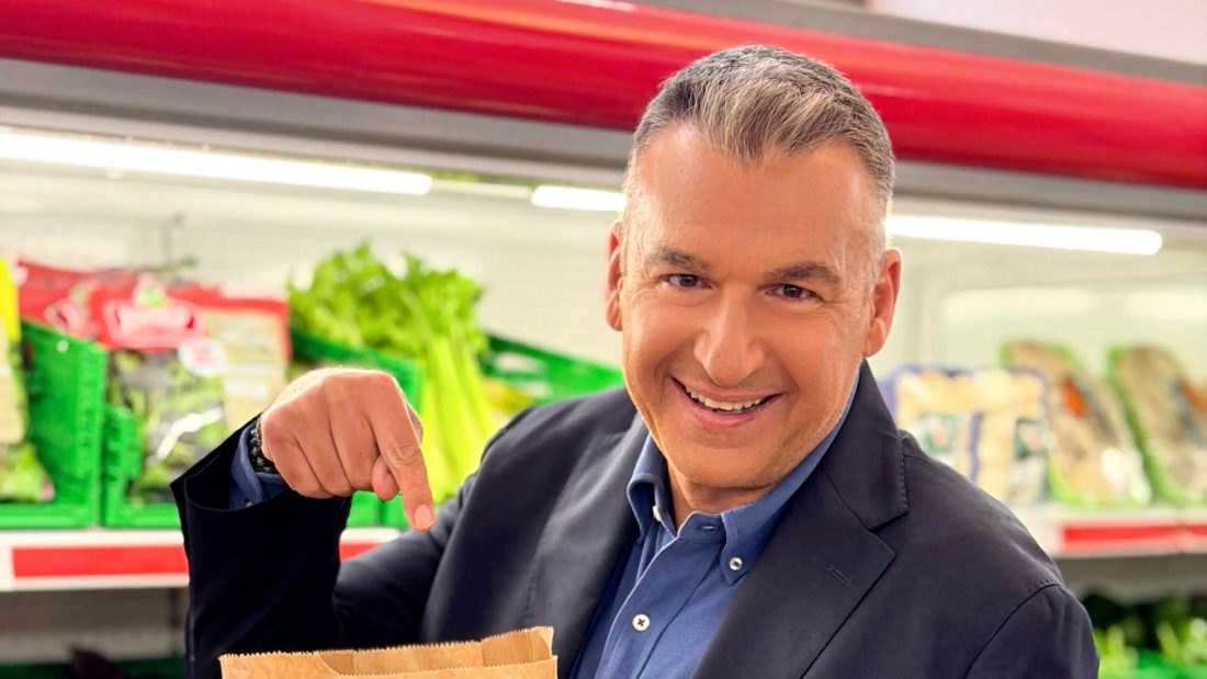 Σούπερ Ήρωες: Ο Γιώργος Λιάγκας σε ένα special guest