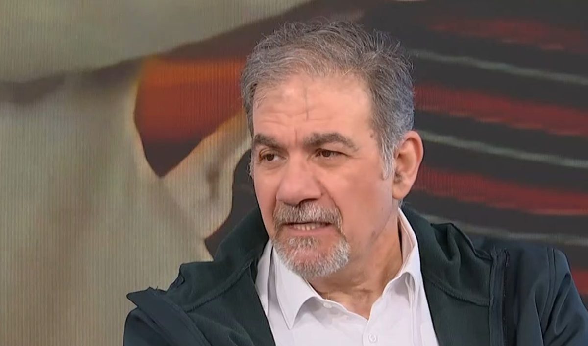 Δημήτρης Σταρόβας