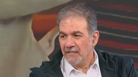 Δημήτρης Σταρόβας