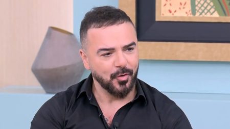 Τριαντάφυλλος