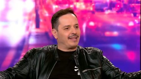 Αλέξανδρος Τσουβέλας