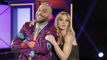 Στην αγκαλιά του Φάνη