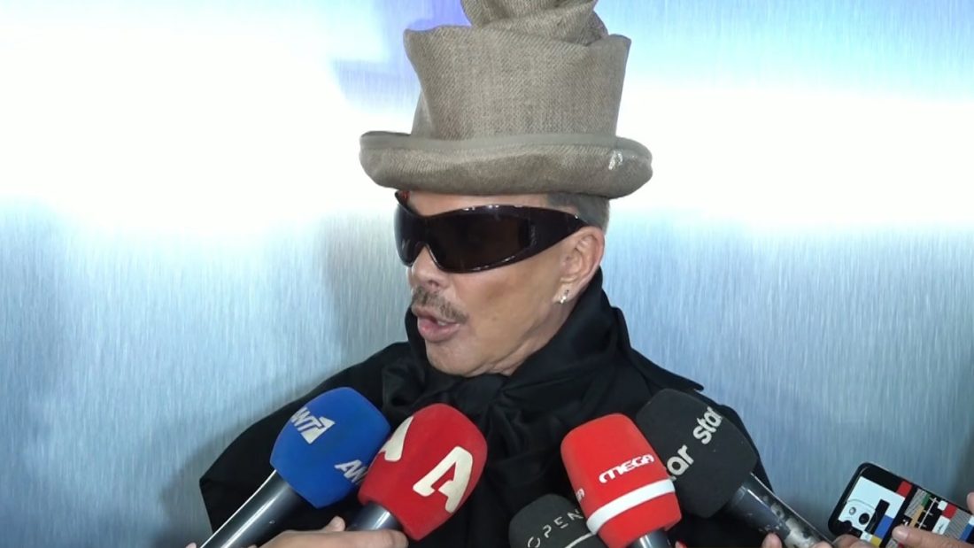 Λάκης Γαβαλάς