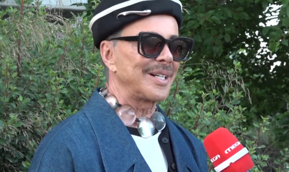Λάκης Γαβαλάς