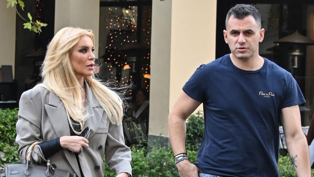 Παναγιώτης Κουτσουμπής: Αγκαλιά με τη μικρή του κόρη – Το ταξίδι με την Κατερίνα Καινούργιου