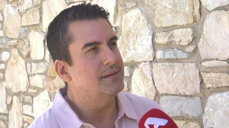 Πάνος Κατσαρίδης