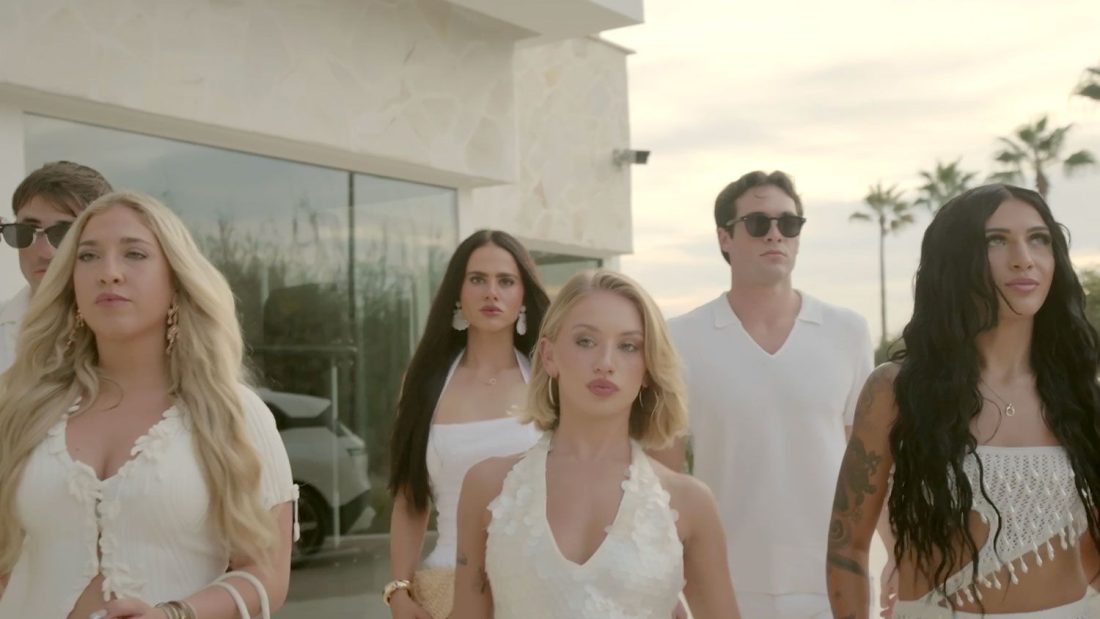 Million Dollar Nannies: Το νέο reality του Hulu μας βάζει στον κόσμο των Influencer Babysitters της Ibiza και έχει ήδη διχάσει