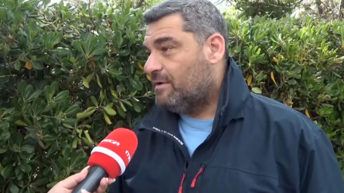Μάνος Νιφλής