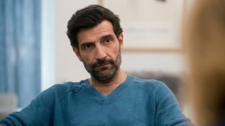 Παιχνίδια Εκδίκησης: Ο Άγης επισκέπτεται τη Μαρίνα