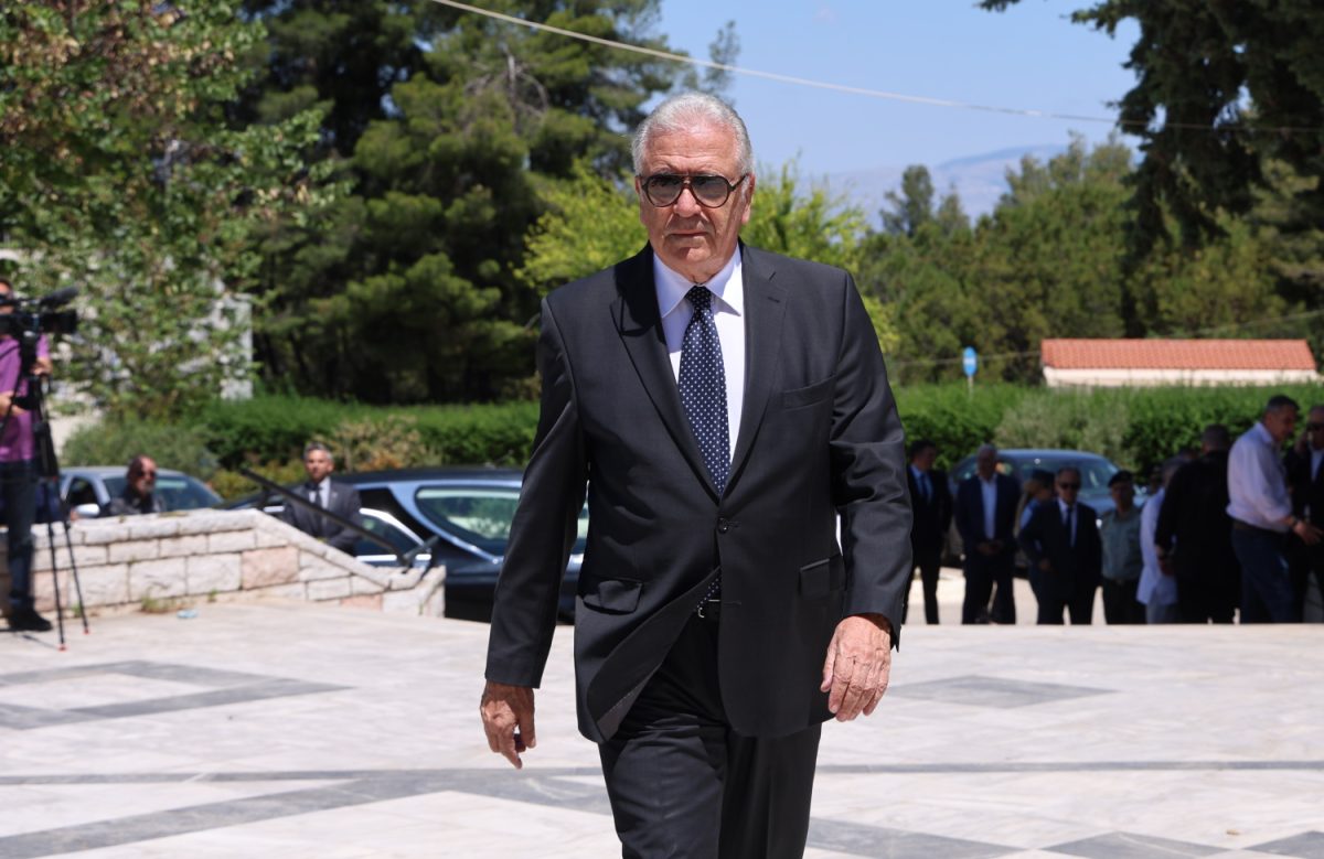 Δημήτρης Αβραμόπουλος