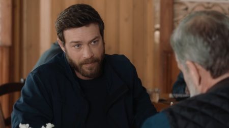 Γη της Ελιάς: Ο Κουράκος συλλαμβάνει τον Μάρκο για εμπόριο ναρκωτικών
