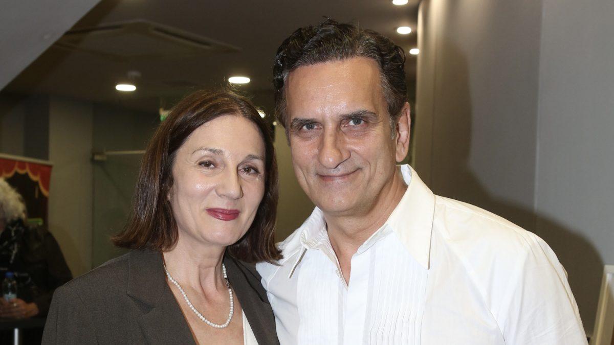 ΝίκοςΨαρράς