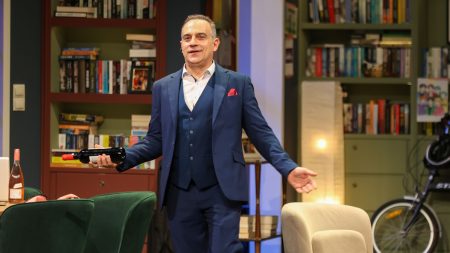 Κρατερός Κατσούλης