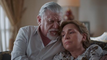 Μια Νύχτα Μόνο: Το οικογενειακό δείπνο στο σπίτι του Νταγιάννου καταλήγει σε φιάσκο