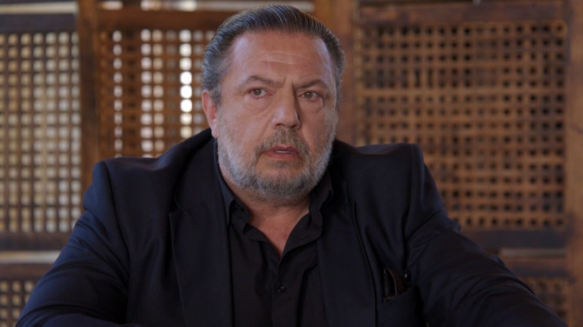 Να μ΄αγαπάς