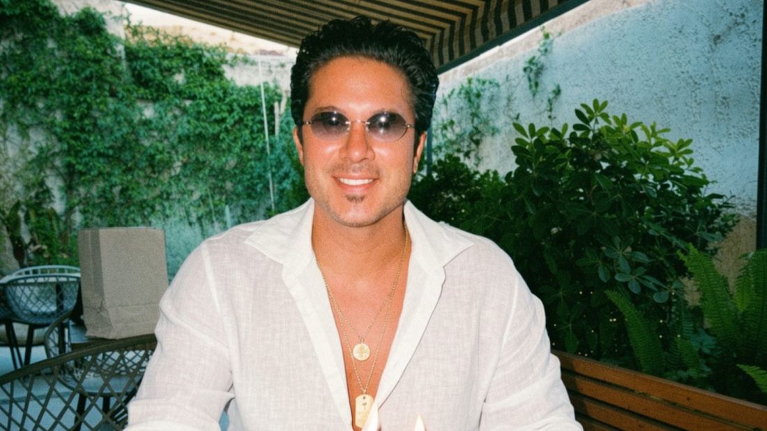 Νίκος Οικονομόπουλος