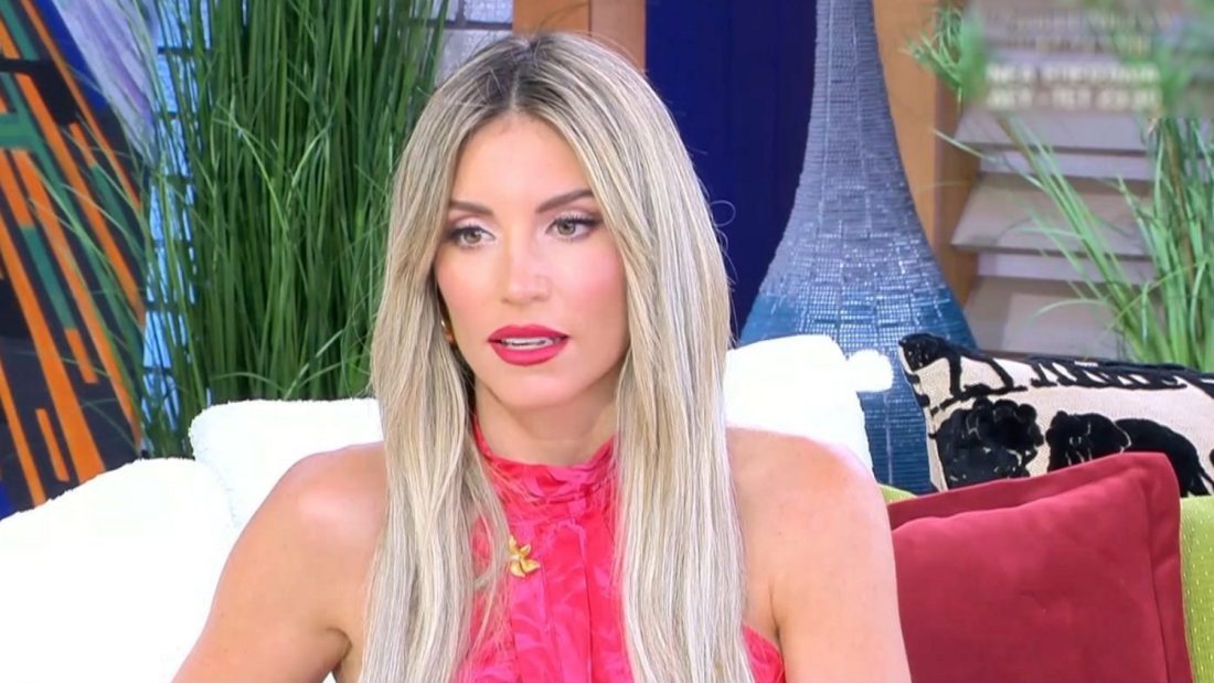 Αθηνά Οικονομάκου