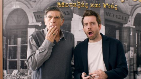 Σούπερ Ήρωες: Ποια πασίγνωστη τραγουδίστρια «εισβάλλει» στο μάρκετ;