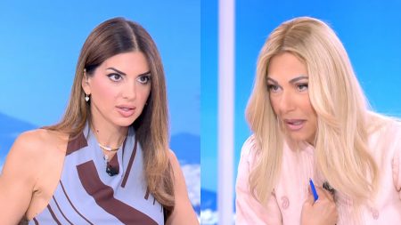 Σταματίνα Τσιμτσιλή, Τίνα Μεσσαροπούλου
