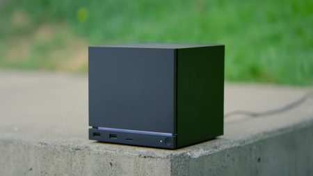 Αποκαλύφθηκαν οι τιμές του Steam Machine, ξεκινούν από 1.039 ευρώ