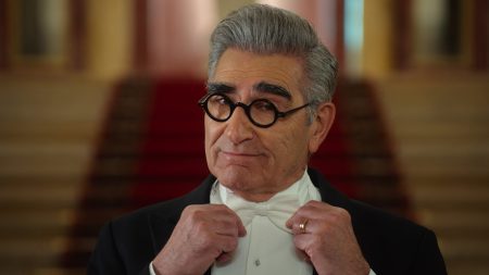 the-reluctant-traveler-with-eugene-levy-apple-tv