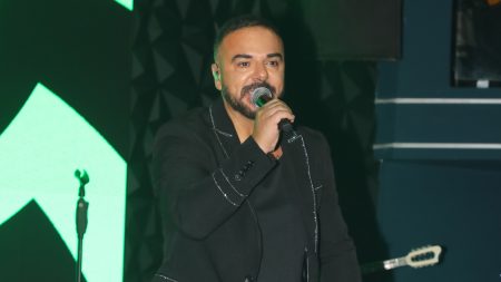 Τριαντάφυλλος