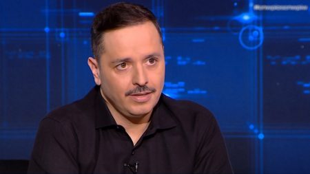 Αλέξανδρος Τσουβέλας
