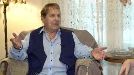 Κώστας Βενετσάνος