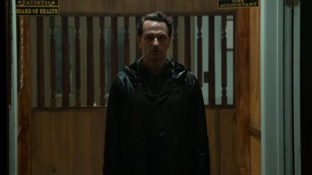 widows-bay-apple-tv