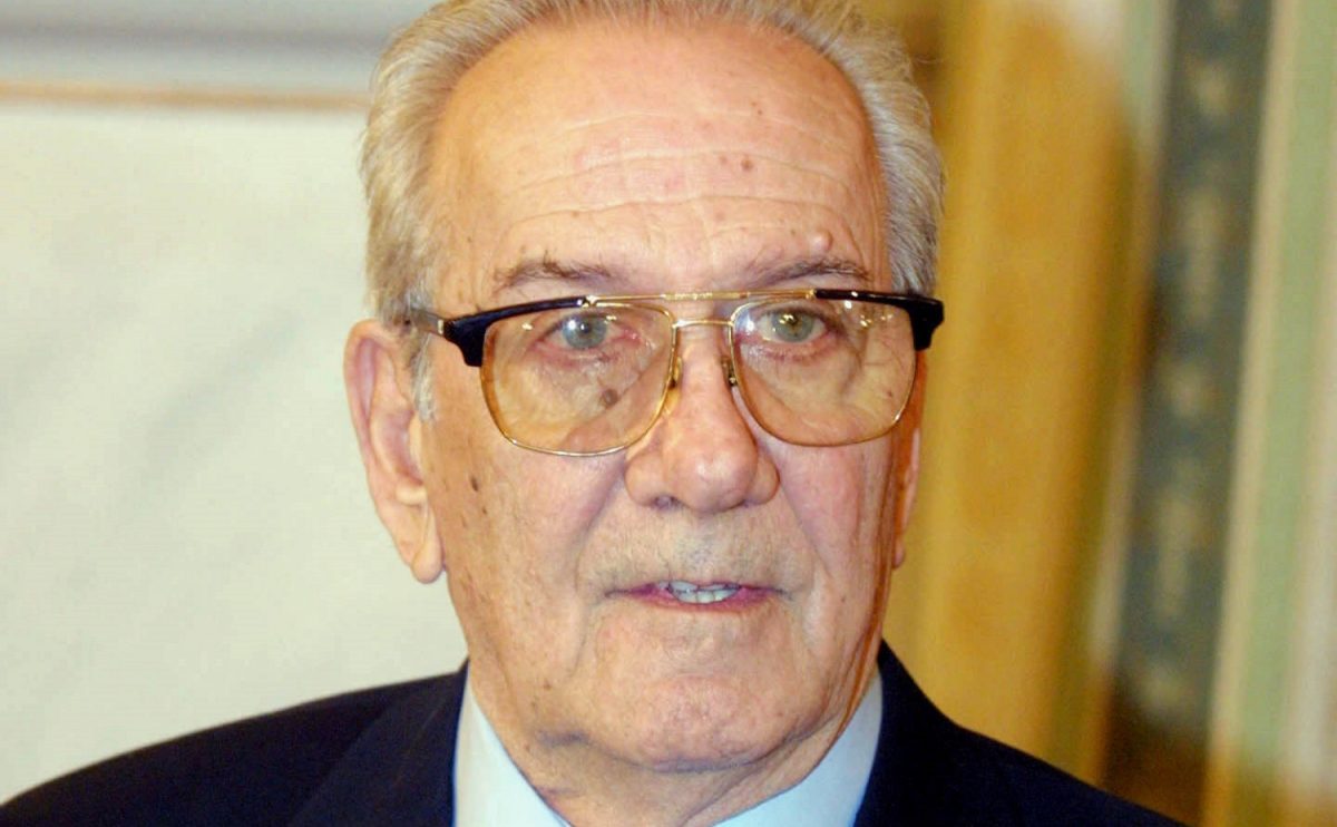 Αλέκος Αλεξανδράκης
