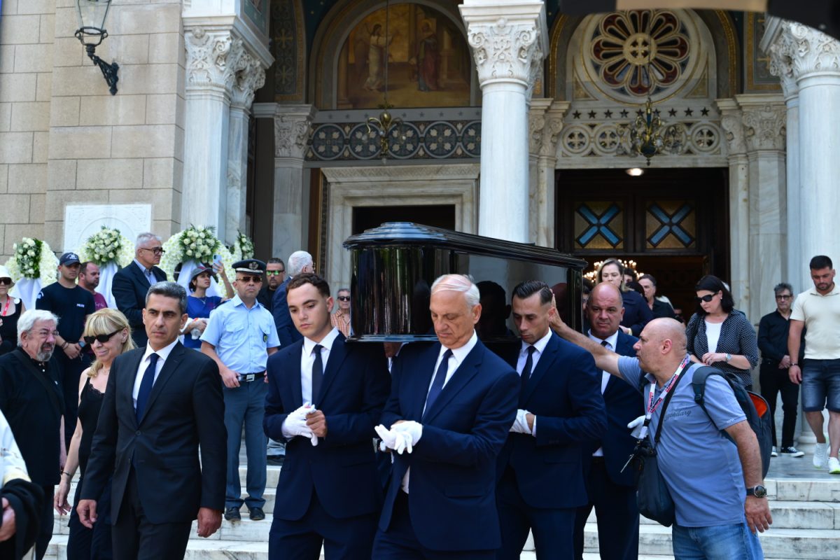 Μάρω Κοντού