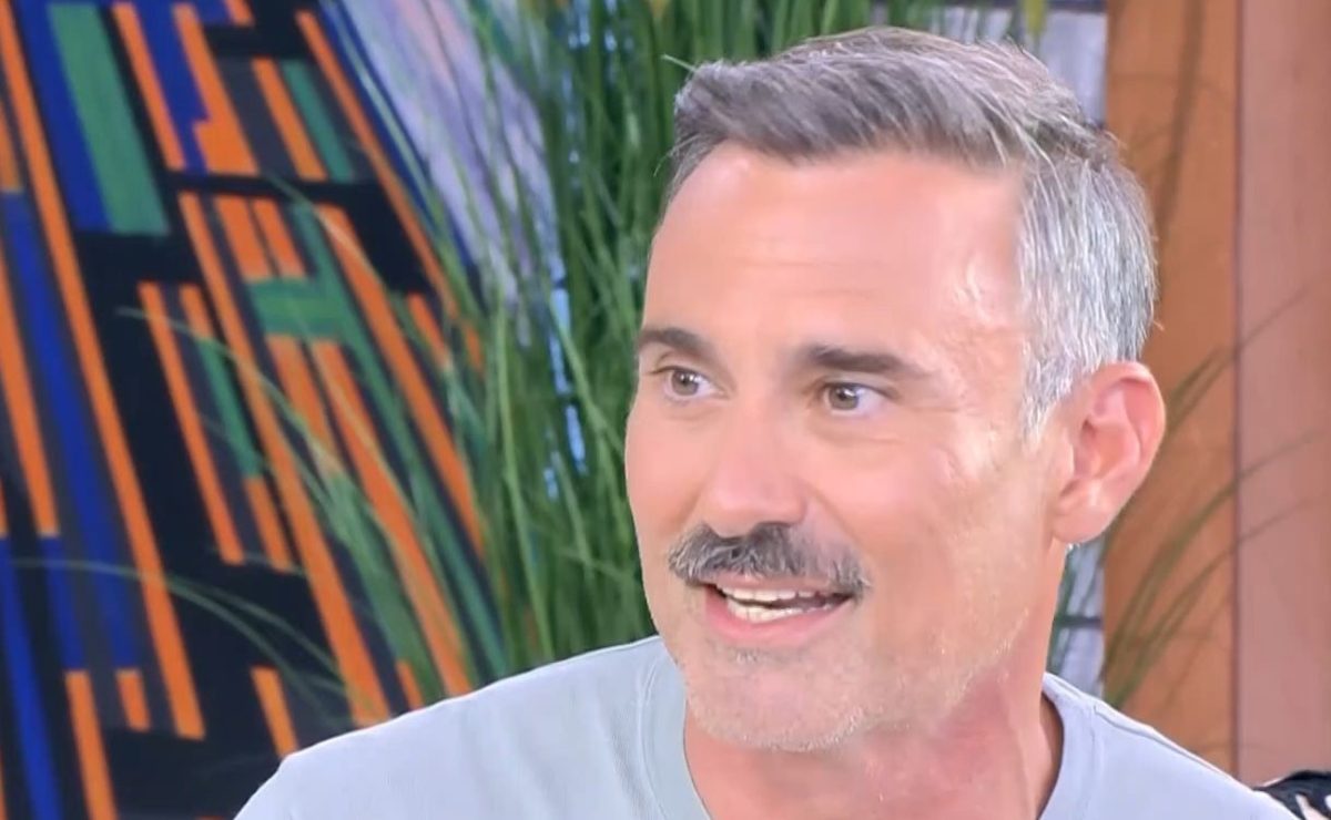 Γιώργος Καπουτζίδης