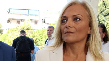 Χριστίνα Λαμπίρη