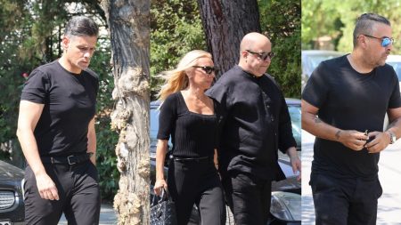 Λορέντζο Καριέρε: Δημήτρης Ουγγαρέζος, Μάρκος Σεφερλής και Γιάννης Αϊβάζης στο ύστατο χαίρε
