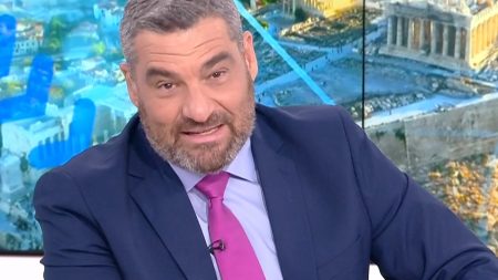 Μάνος Νιφλής