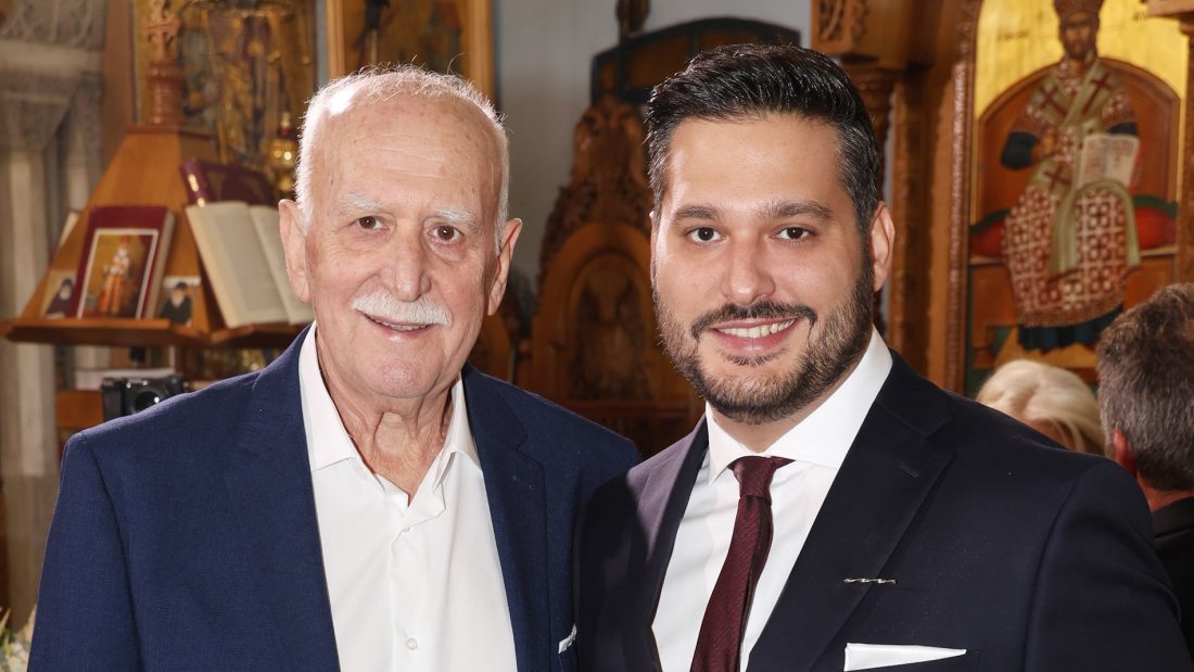 Φοίβος Παπαδάκης: «Να αγκαλιάζετε τους πατεράδες σας, κάποια στιγμή αυτή η αγκαλιά θα είναι ανάμνηση»