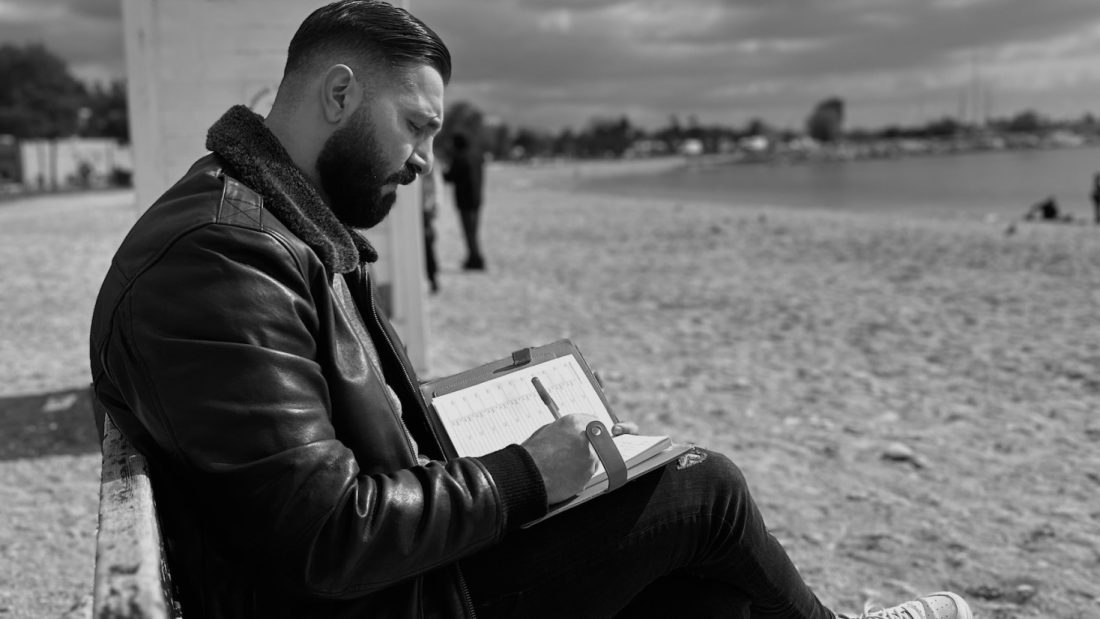 Ο Παύλος Παπαδόπουλος από το Survivor κυκλοφόρησε το νέο του βιβλίο: «Να θυμάστε, είμαι παιδί…»