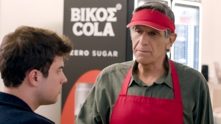 Σούπερ Ήρωες: Ολοκληρώνεται απόψε ο πρώτος κύκλος της αγαπημένης κωμωδίας