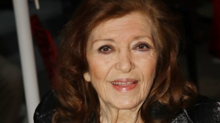 Τζένη Ζαχαροπούλου