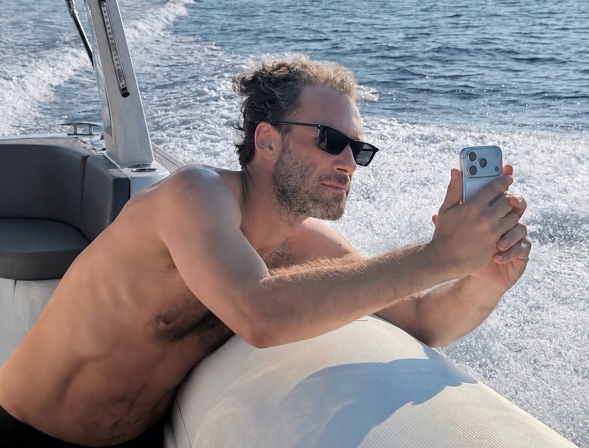 Αντίνοος Αλμπάνης