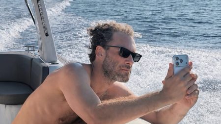 Αντίνοος Αλμπάνης