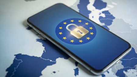 ΕΕ: Υποχρεωτικό label στο AI περιεχόμενο από 2 Αυγούστου