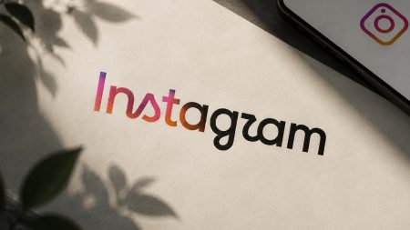 Instagram: Αλλάζει λογότυπο μετά από μια δεκαετία