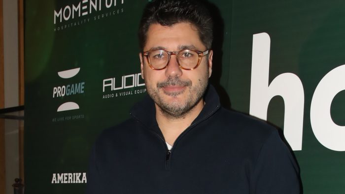 Λάμπρος Κωνσταντάρας