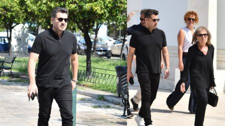 Λάμπρος Κωνσταντάρας