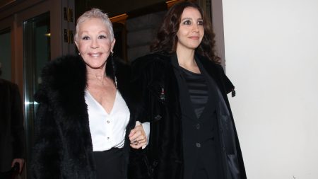 Ζωή Λάσκαρη, Μαρία Ελένη Λυκουρέζου