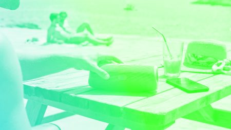 Τα συχνότερα προβλήματα στα Bluetooth ηχεία στις διακοπές και πώς να τα λύσετε αμέσως
