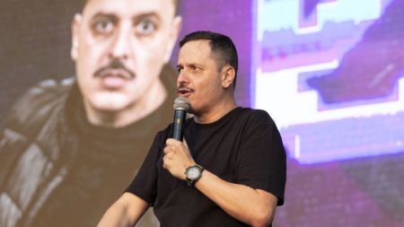 Αλέξανδρος Τσουβέλας