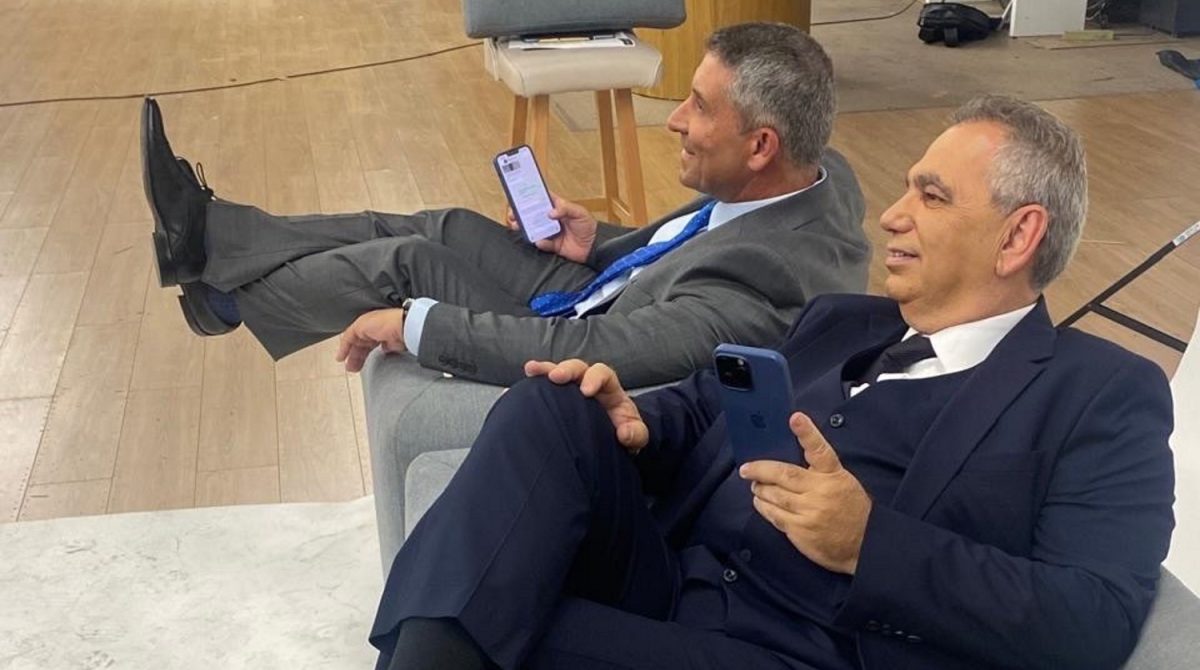 Βασίλης Χιώτης, Άκης Παυλόπουλος